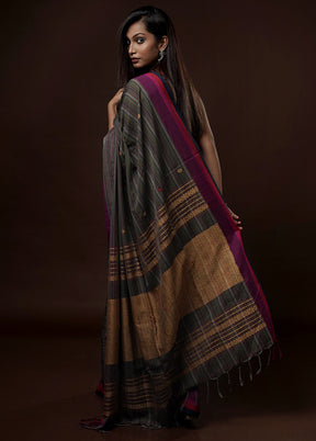 Grey Khadi Cotton Saree With Blouse Piece - Indian Silk House Agencies