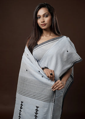 Grey Khadi Cotton Saree With Blouse Piece - Indian Silk House Agencies