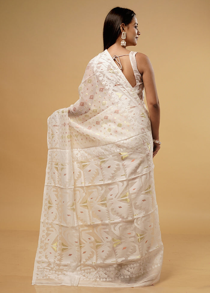 White Tant Jamdani Saree Without Blouse Piece