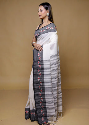 White Khadi Cotton Saree With Blouse Piece