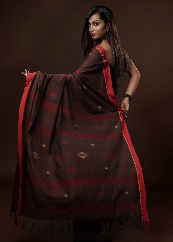 Brown Khadi Cotton Saree With Blouse Piece