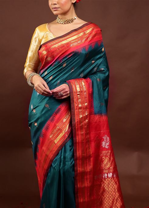 Blue Gadwal Pure Silk Saree Without Blouse Piece