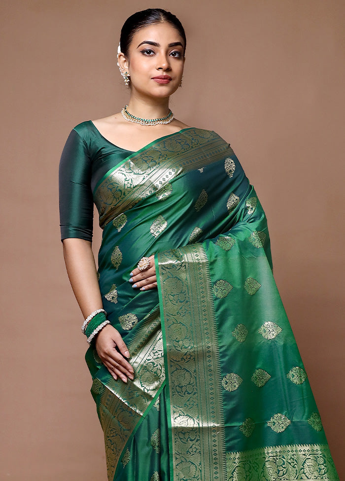 Green Kanjivaram Silk Saree With Blouse Piece