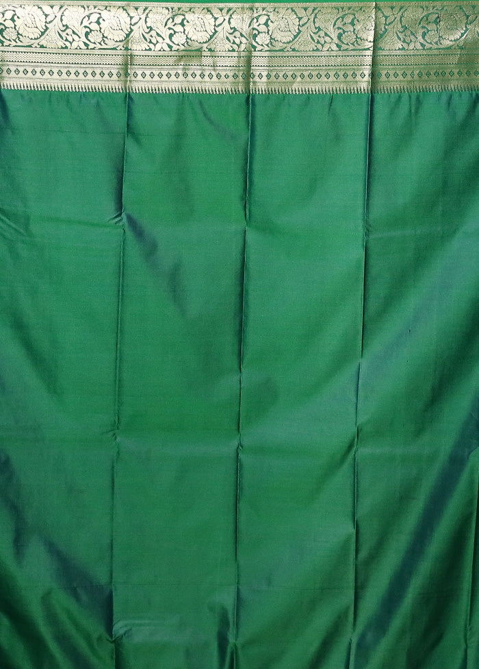 Green Kanjivaram Silk Saree With Blouse Piece