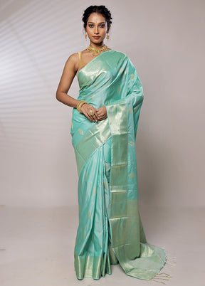 Green Kanjivaram Silk Saree With Blouse Piece