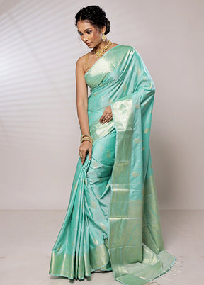 Green Kanjivaram Silk Saree With Blouse Piece