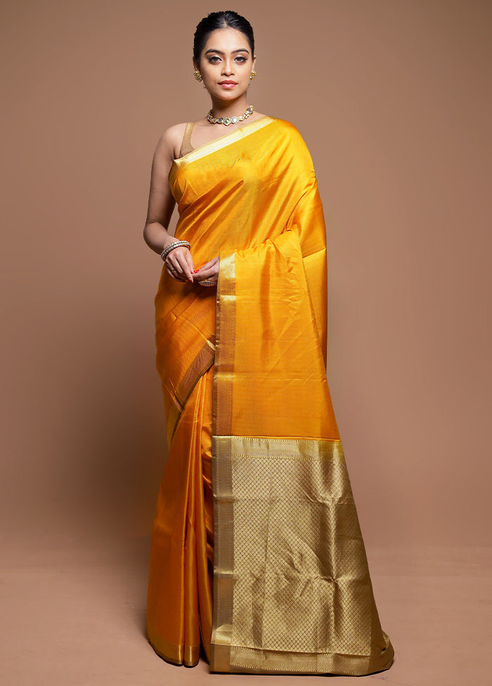 Yellow Handloom Kanjivaram Pure Silk Saree With Blouse Piece