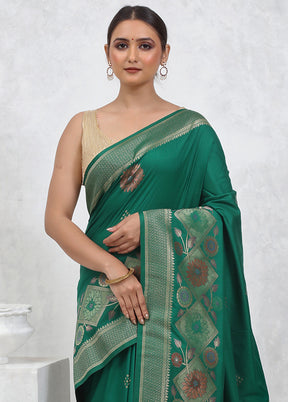 Green Dupion Silk Saree With Blouse Piece