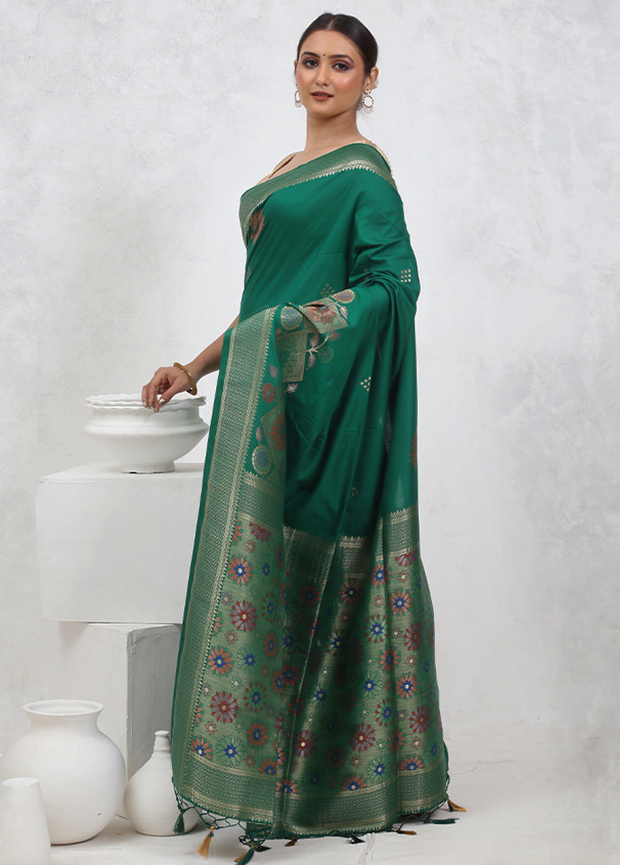 Green Dupion Silk Saree With Blouse Piece