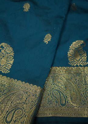 Green Kanjivaram Silk Saree With Blouse Piece