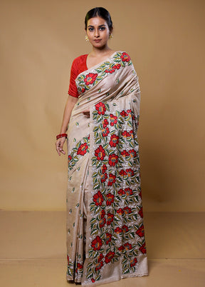 Cream Handloom Kantha Stitch Pure Silk Saree With Blouse Piece