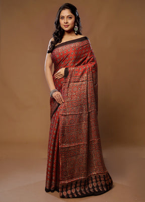 Maroon Printed Pure Silk Saree With Blouse Piece