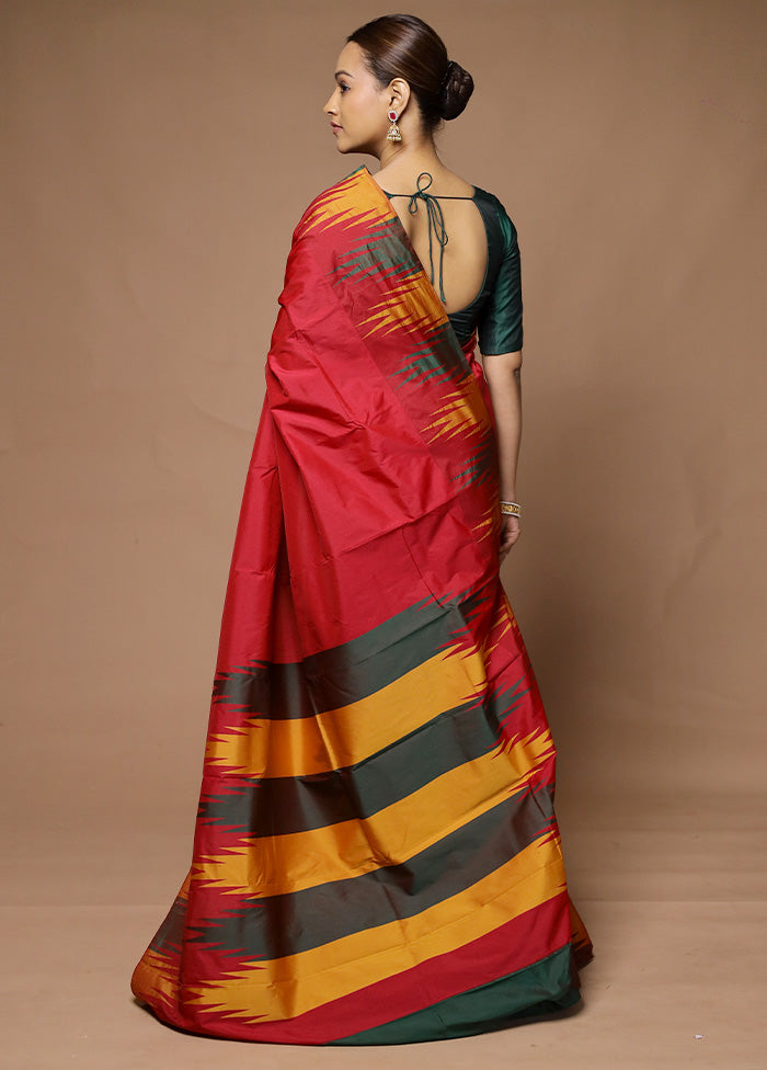 Red Kanjivaram Silk Saree With Blouse Piece