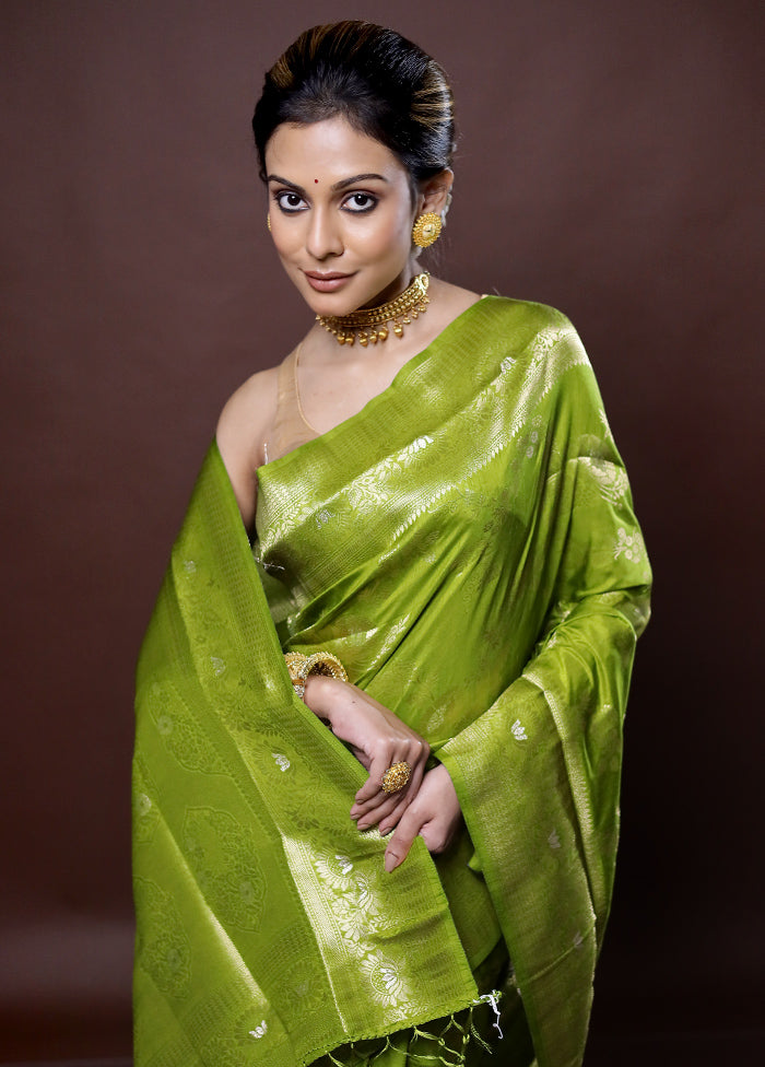 Green Dupion Silk Saree Without Blouse Piece