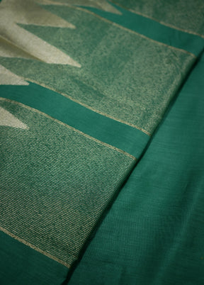 Green Cotton Saree With Blouse Piece - Indian Silk House Agencies