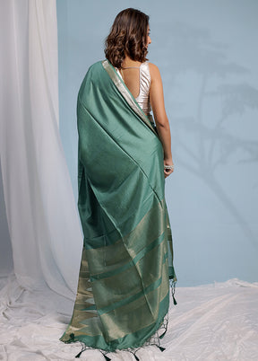 Green Cotton Saree With Blouse Piece - Indian Silk House Agencies