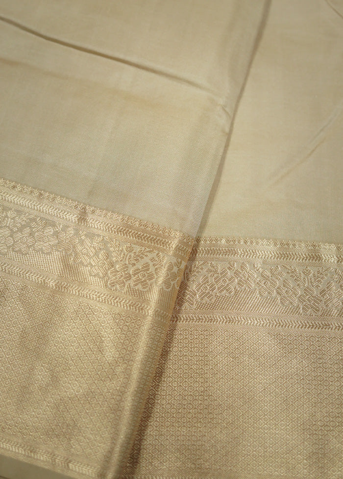 Cream Kanjivaram Pure Silk Saree With Blouse Piece
