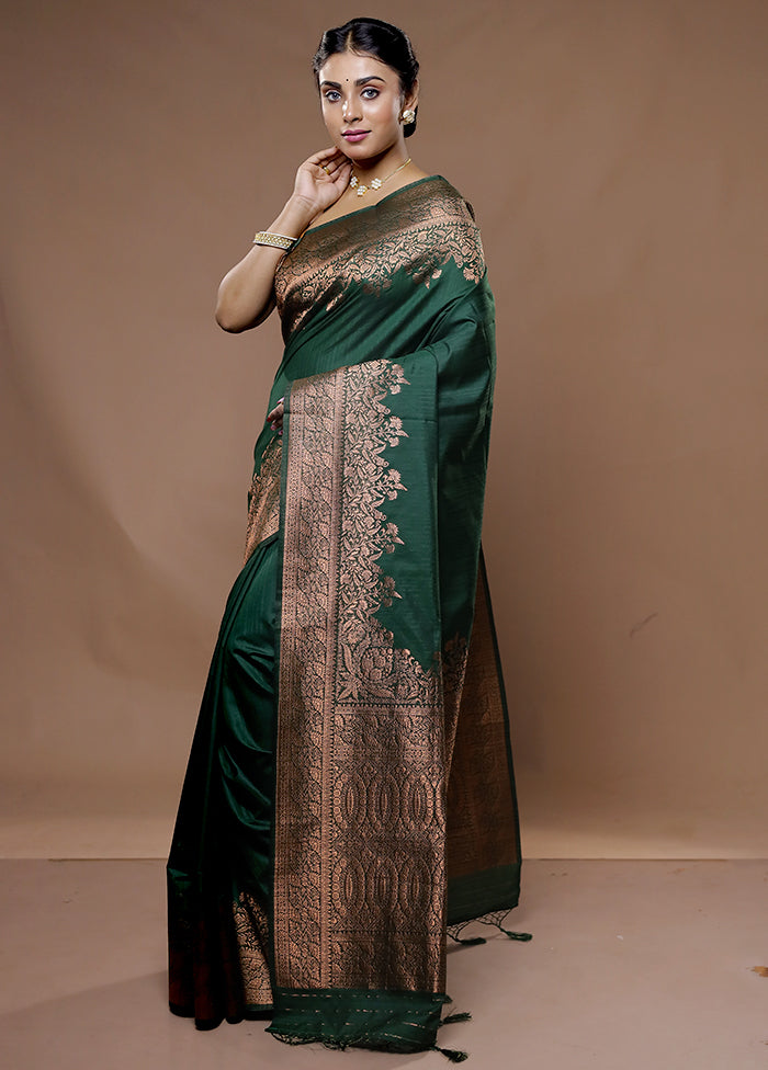 Green Dupion Silk Saree With Blouse Piece