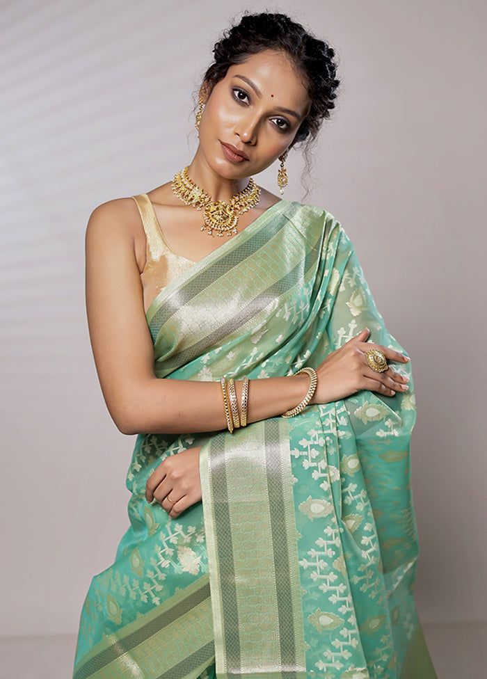 Green Kora Silk Saree With Blouse Piece