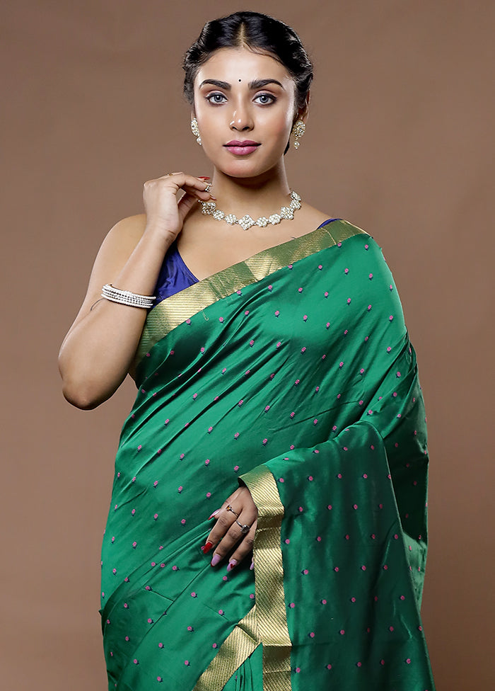 Green Kanjivaram Silk Saree With Blouse Piece