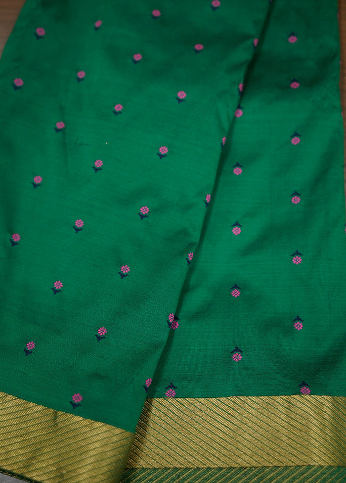 Green Kanjivaram Silk Saree With Blouse Piece