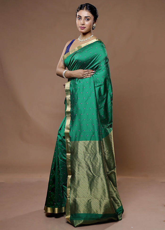 Green Kanjivaram Silk Saree With Blouse Piece