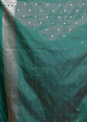 Green Uppada Silk Saree With Blouse Piece