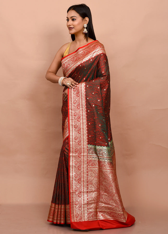 White Tanchoi Banarasi Silk Saree With Blouse Piece