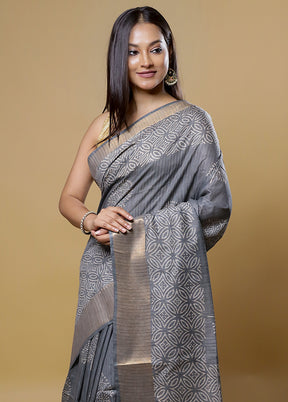 Grey Tussar Silk Saree With Blouse Piece