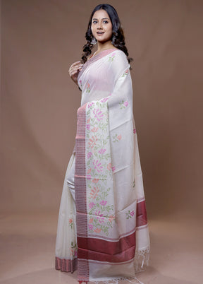 Cream Cotton Saree With Blouse Piece