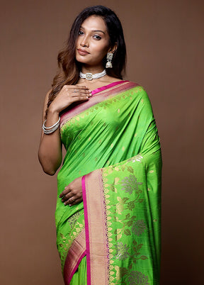 Green Dupion Silk Saree With Blouse Piece