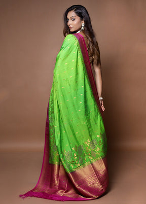 Green Dupion Silk Saree With Blouse Piece