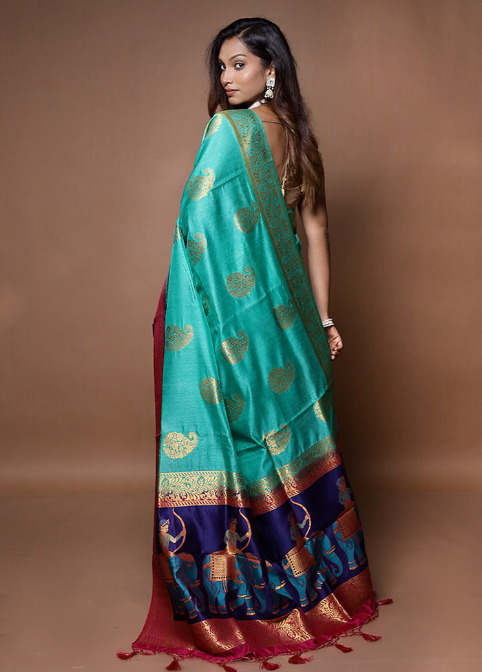 Green Dupion Silk Saree With Blouse Piece