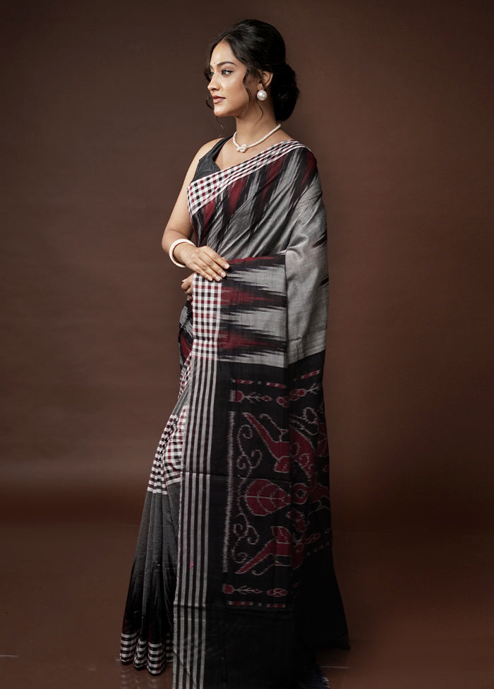 Grey Cotton Saree With Blouse Piece