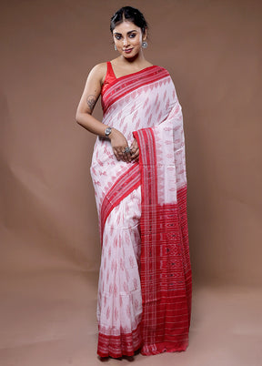 Cream Pure Cotton Saree With Blouse Piece