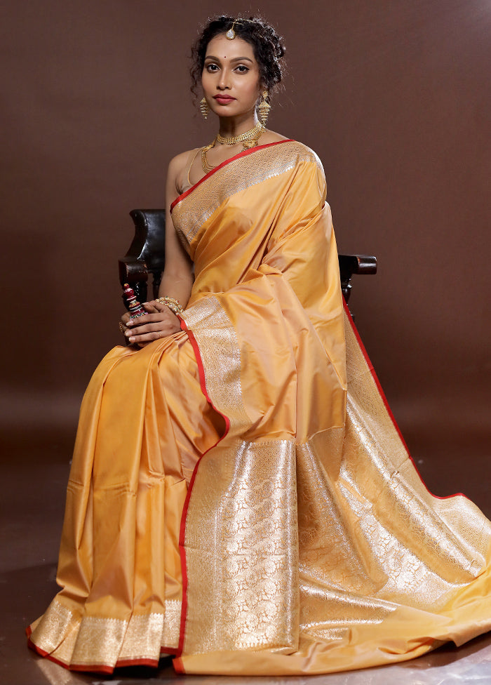 Yellow Uppada Silk Saree With Blouse Piece