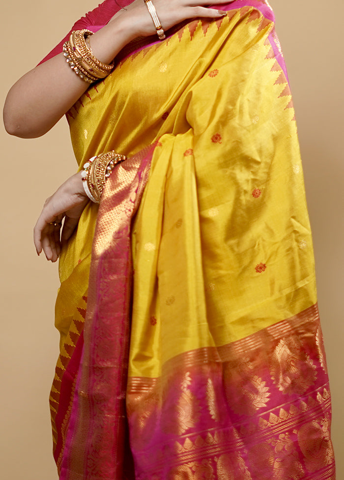 Yellow Gadwal Pure Silk Saree Without Blouse Piece