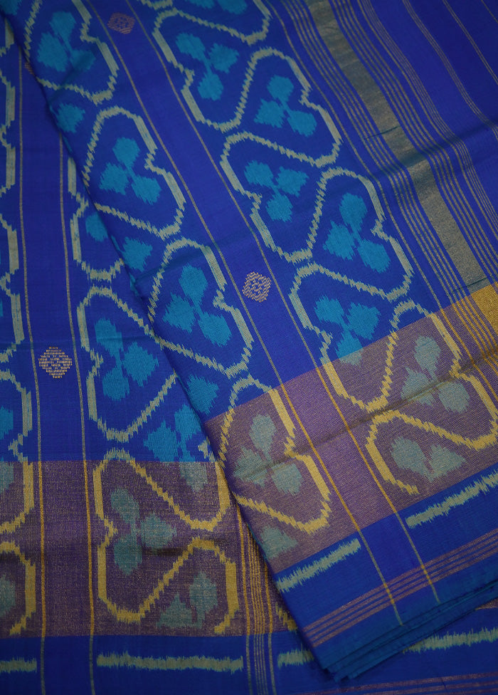 Blue Pochampally Pure Silk Saree With Blouse Piece