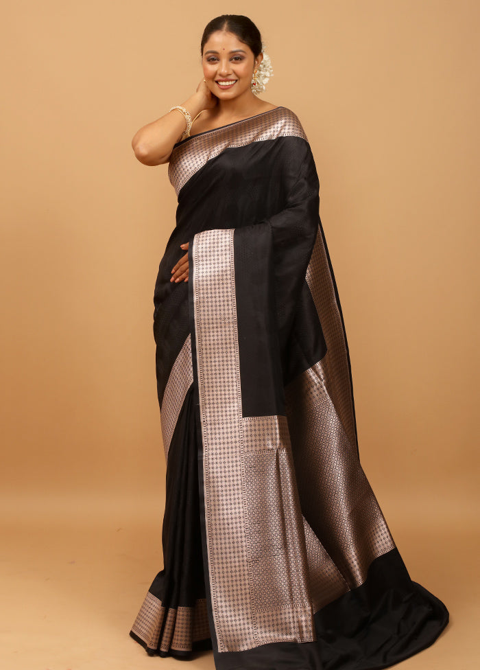 Black Banarasi Silk Saree With Blouse Piece