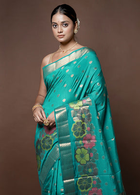 Green Dupion Silk Saree With Blouse Piece