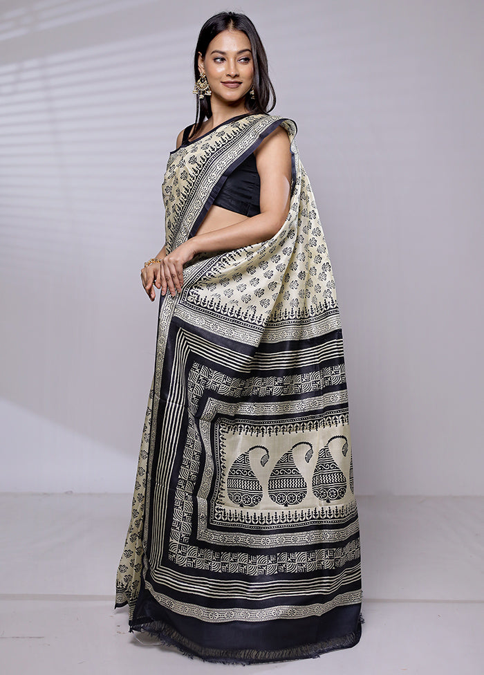 Cream Printed Pure Silk Saree Without Blouse Piece