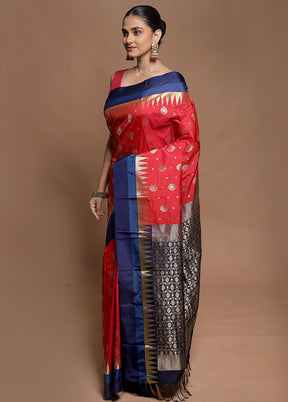 Red Kanjivaram Silk Saree With Blouse Piece