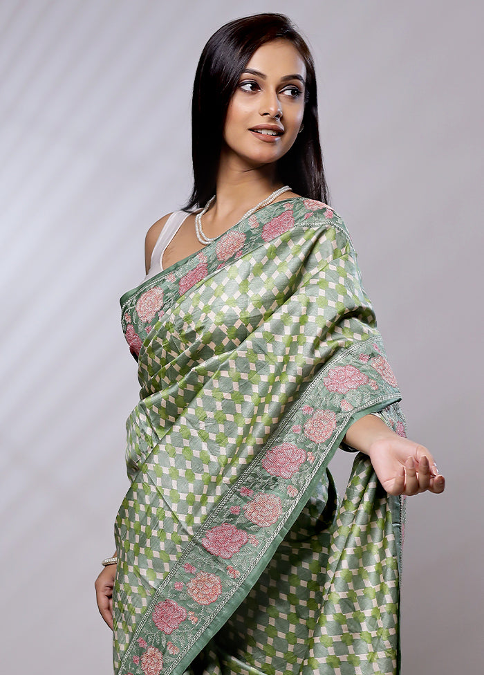 Green Handloom Tussar Pure Silk Saree With Blouse Piece