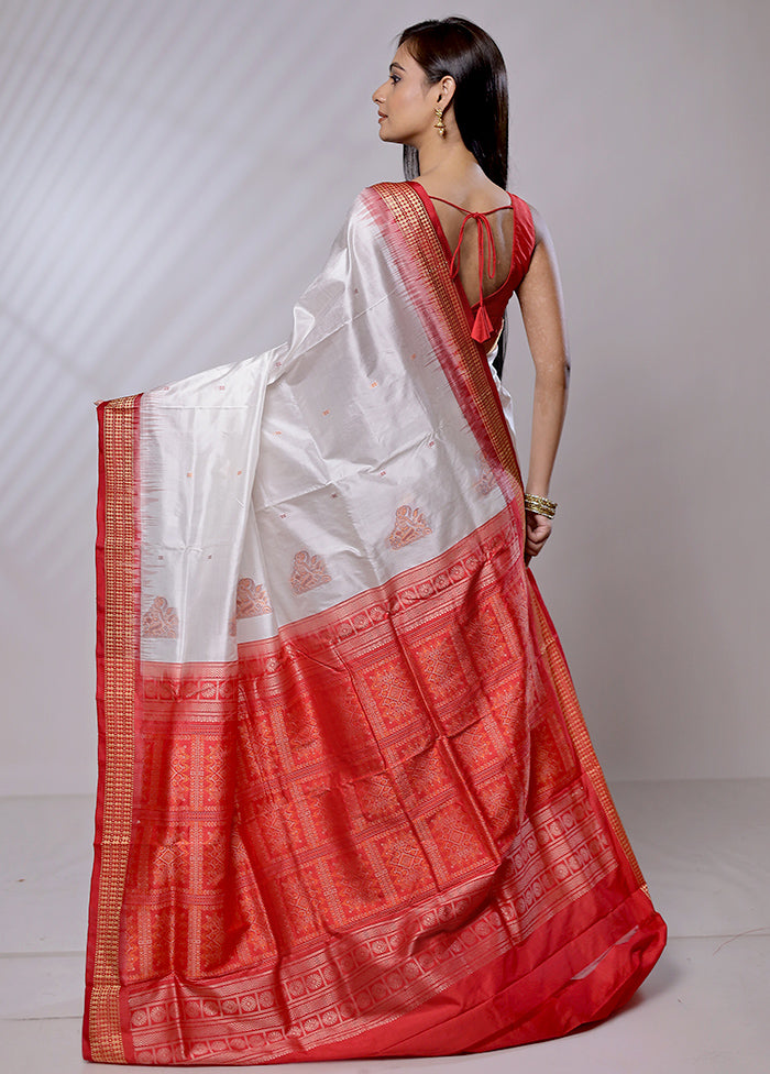 White Handloom Bomkai Pure Silk Saree With Blouse Piece