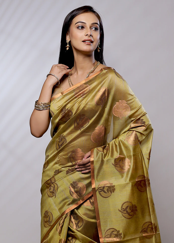 Green Kora Silk Saree With Blouse Piece