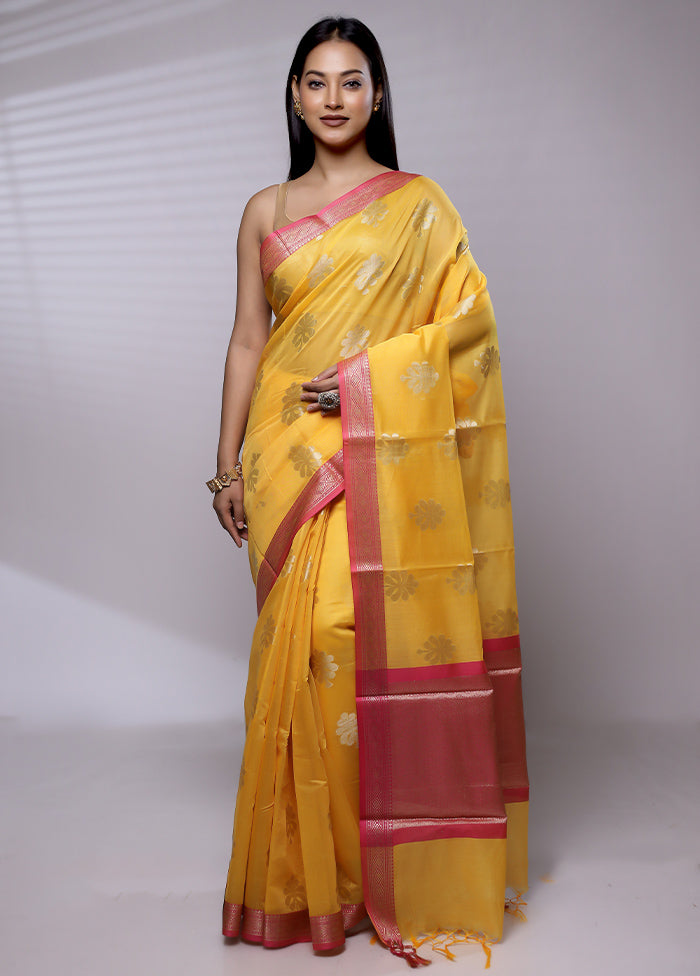 Yellow Cotton Saree With Blouse Piece