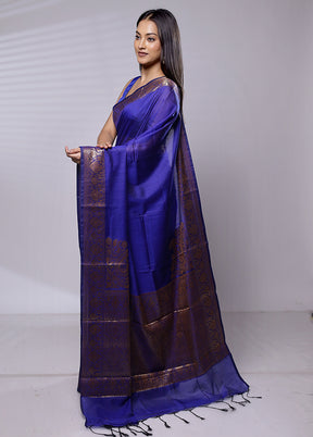 Blue Cotton Saree With Blouse Piece