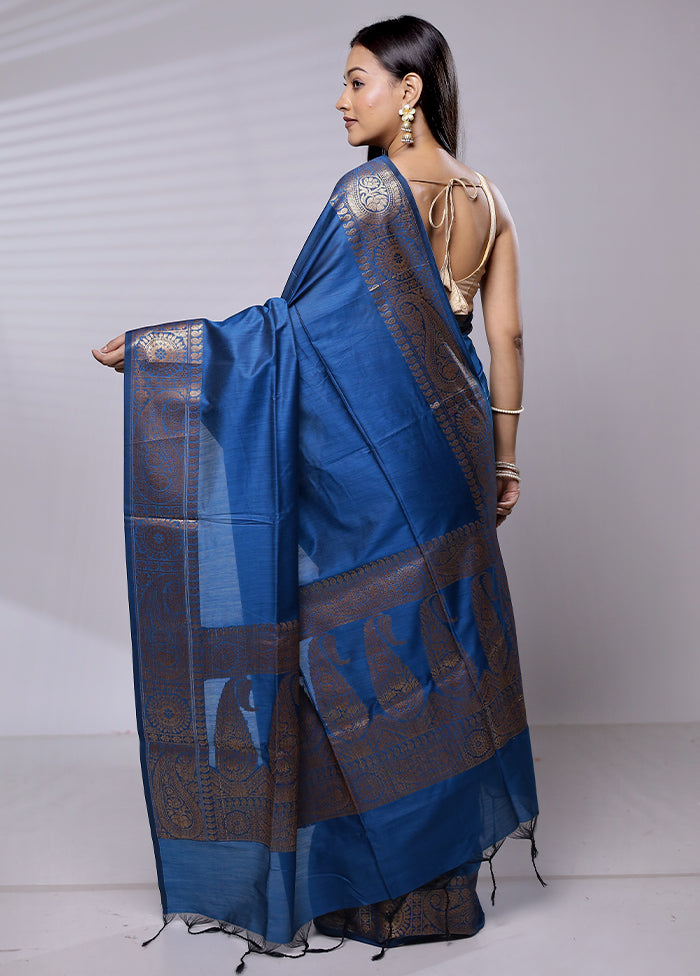 Blue Cotton Saree With Blouse Piece