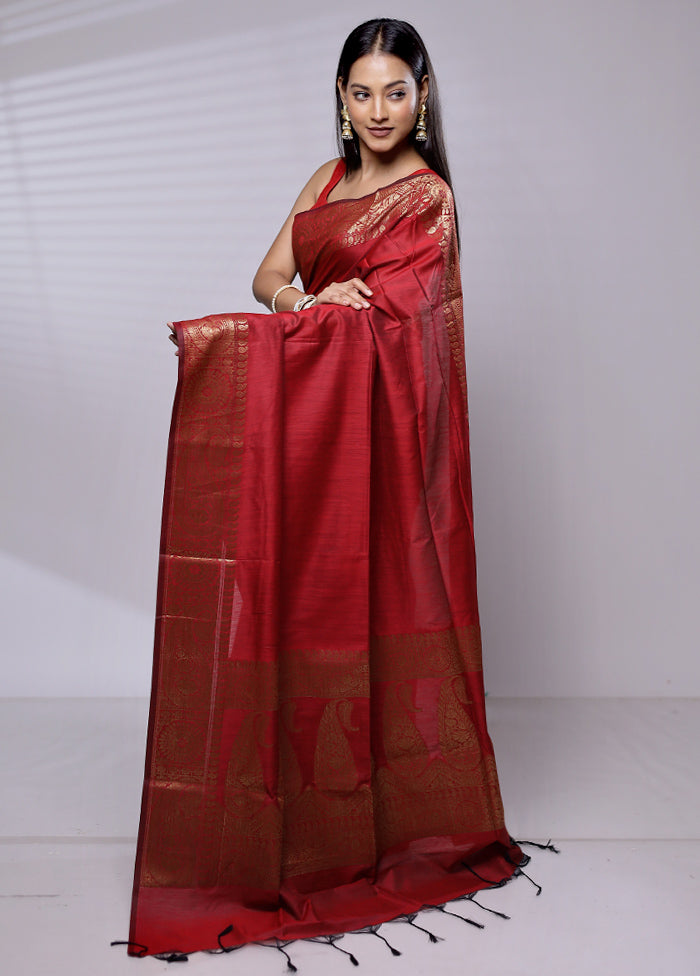 Red Cotton Saree With Blouse Piece