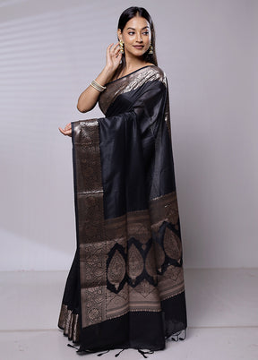 Black Cotton Saree With Blouse Piece